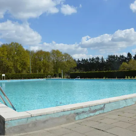 Luxury Chalet At A Child Friendly Park With Many Facilities And Pool Шале Vessem